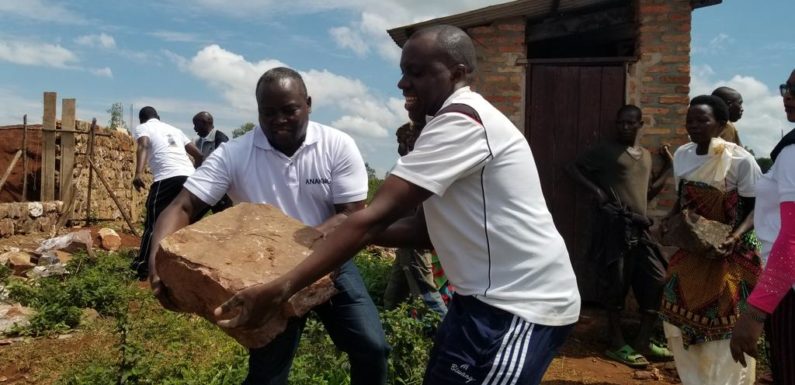 BURUNDI : TDC – Les natifs KIRUNDO de NGOZI construisent LE STADE REGIONAL DE NYARUNAZI