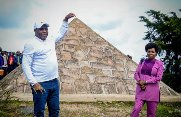 BuRuNDi : La famille du Chef d’Etat a visité la source du Nil à RuToVu / BuRuRi