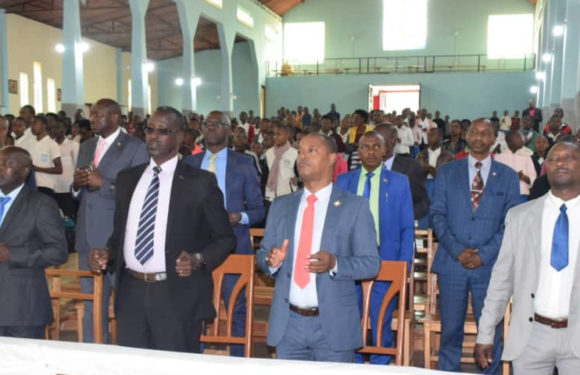 BuRuNDi : Messe à la Cathédrale de BuRuRi – 31 ans de la charte de l’Unité Nationale