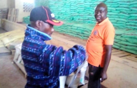 BuRuNDi : Les agriculteurs fâchés avec la mauvaise distribution des engrais / MuRaMVYa