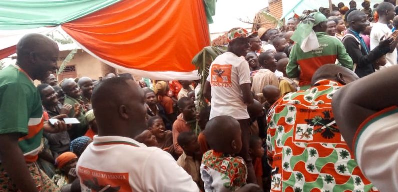 BuRuNDi : Plus de 13.000 citoyens entrent au CNDD-FDD BuJuMBuRa