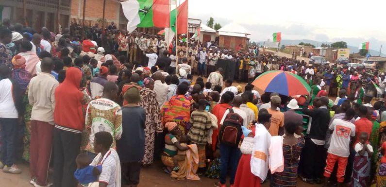 BuRuNDi : Le CNDD-FDD MaBaNDa accueille 280 nouveaux militants / MaKaMBa