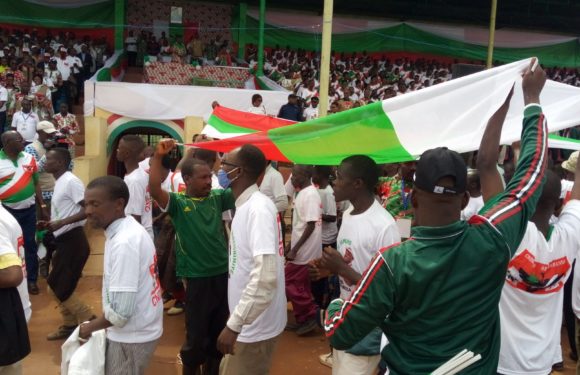 BuRuNDi : Plus de 4.000 militants, ex-CNL, entrent au CNDD-FDD à MuRaMVYA