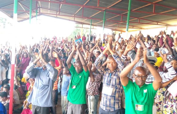 Burundi : Rwasa Agathon, président du CNL, en visite à Makamba