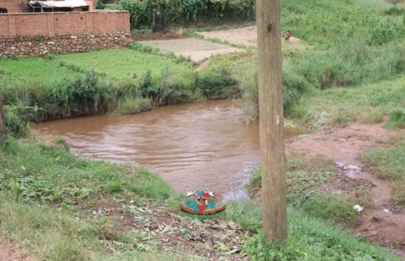 GENOCIDE DES BANYAMABANGA DU BURUNDI DE 1965 : La CVR – La rivière Mubarazi à Mpehe / MURAMVYA