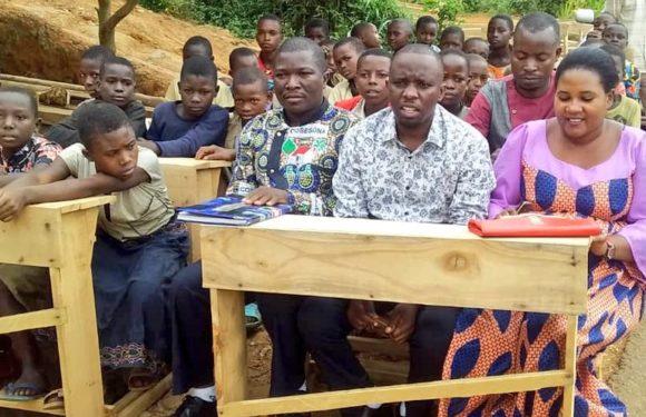 Burundi : L’Association Cibitoke Diaspora Net work donne de 105 pupitres aux écoles de Mugina