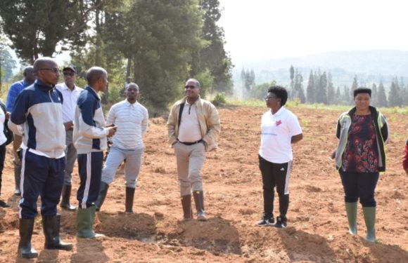 Burundi : Visite du Centre de rayonnement de la colline Ngarama / Ruyigi
