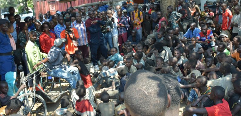 Burundi : La police arrête 318 enfants et adultes – de rue – à Bujumbura