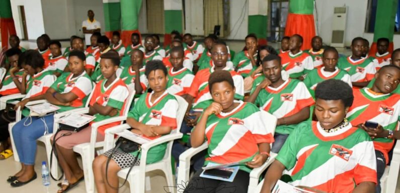 Burundi : Le CNDD-FDD décroche 84 bourses sur 105 pour ses jeunes militants