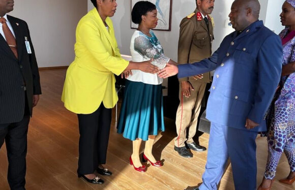 Burundi / Belgique : Amb. Ntahiraja Thérence accueille le Couple Présidentiel en route vers New York