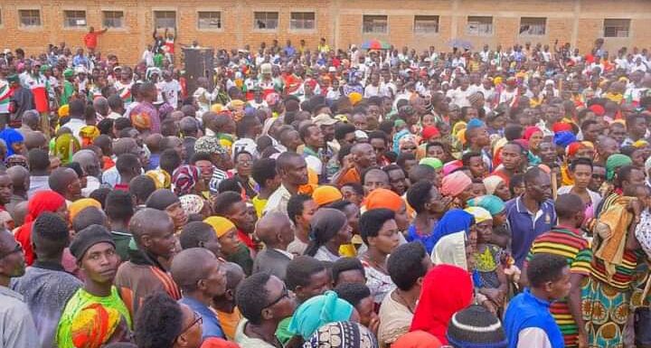 Burundi : 4003 nouveaux militants entrent au CNDD-FDD à Makamba