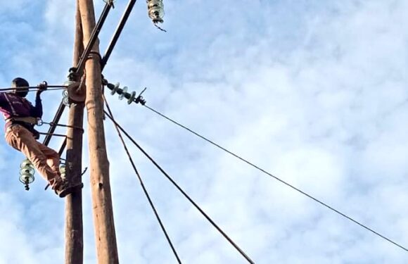 Burundi : Les habitants de Kiganda heureux d’être réalimentés en électricité / Muramvya