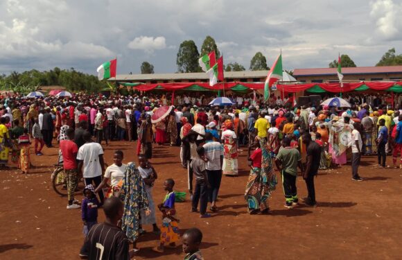 Burundi : Petite mobilisation du CNDD-FDD en zone Kiremba / Muyinga