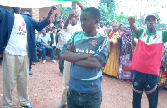 Burundi : Un ex-CNL rejoint le CNDD-FDD en colline Gikungere à Butaganzwa, Kayanza / Butanyerera