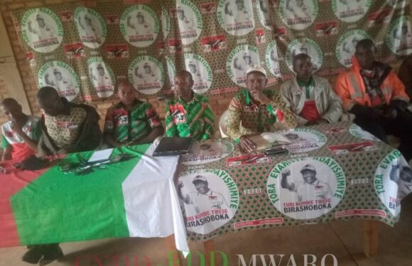 Burundi : Le CNDD-FDD Kayokwe échange en zone Gatwe à Mwaro / Gitega