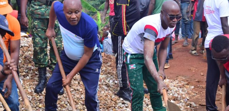 Burundi : Le Vice-Président Bazombanza participe à des TDC à Butaganzwa, Kayanza