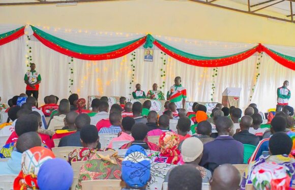 Burundi : Visite stratégique du CNDD-FDD dans les zones de Gitega