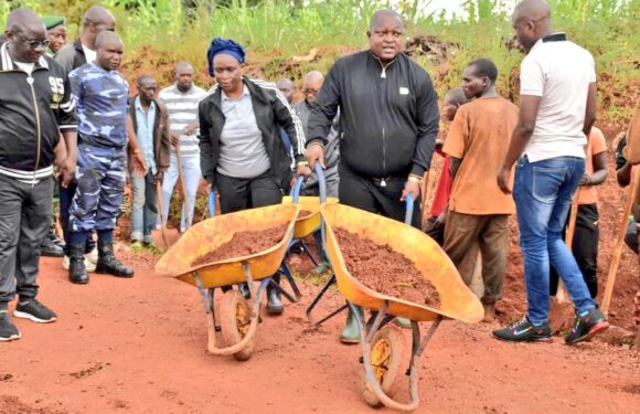 Burundi : Entretien de la RN14, un engagement civique fort à Vumbi, Kirundo