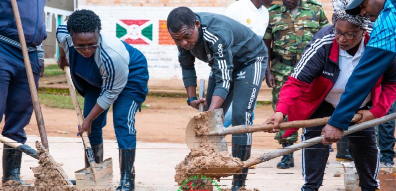 Burundi : Le Président du Sénat Sinzohagera soutient le développement local à Ruyigi.