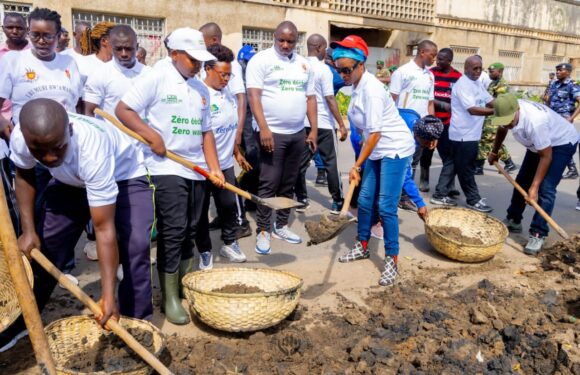 Burundi : La Première Dame lance l’initiative ‘Zéro Déchet’ à Bujumbura.