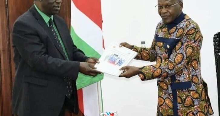 Génocide contre les Hutu du Burundi en 1972-73 : Remise du rapport 2023 au Parlement.