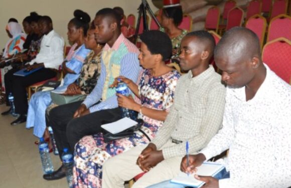 Burundi : AFRABU sensibilise femmes, jeunes, marginalisés à Muha, Bujumbura.