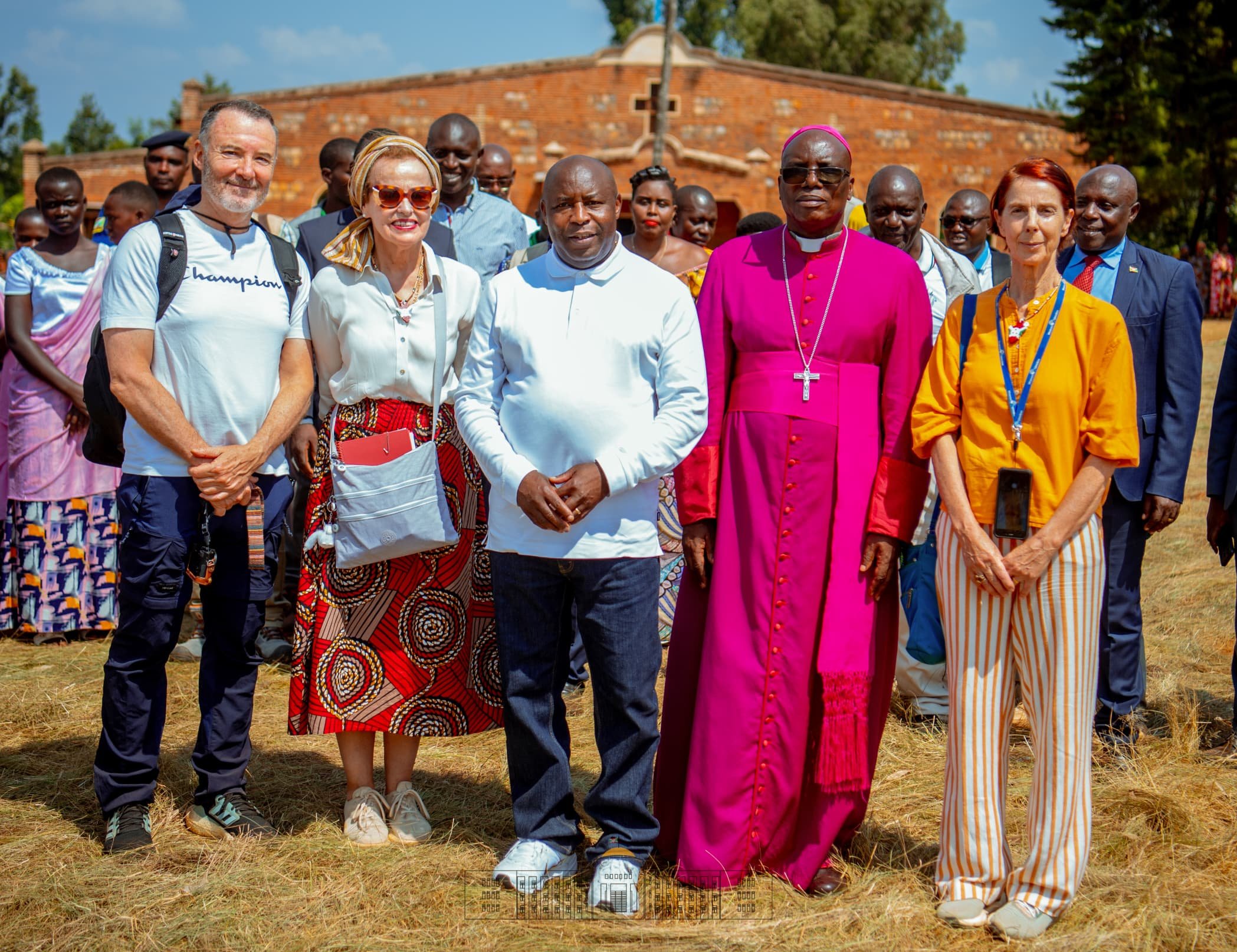 bdi burundi eau mwaro vatican 02 14062024 ntarerushatsihouse