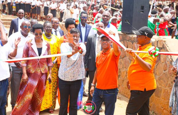 Burundi : L’Ombudsman ouvre l’ECOFO Musaga II à Bujumbura.