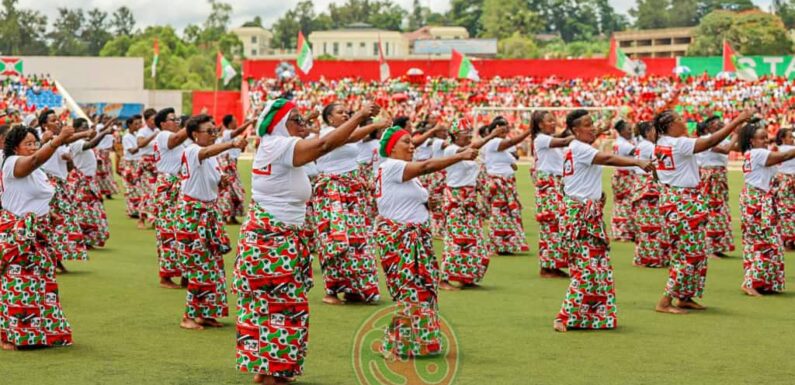 Burundi : L’édition 2025 du Umukenyererarugamba Day célébrée à Gitega