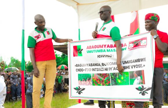 Burundi : Campagne électorale active en zones Bukeye et Kiyange, à Burunga