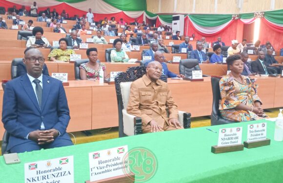 Burundi : Ndabirabe réélu président du Parlement