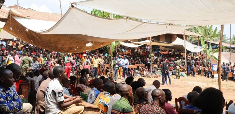 Burundi : Fête communale sur la colline Jerama à Bukinanyana