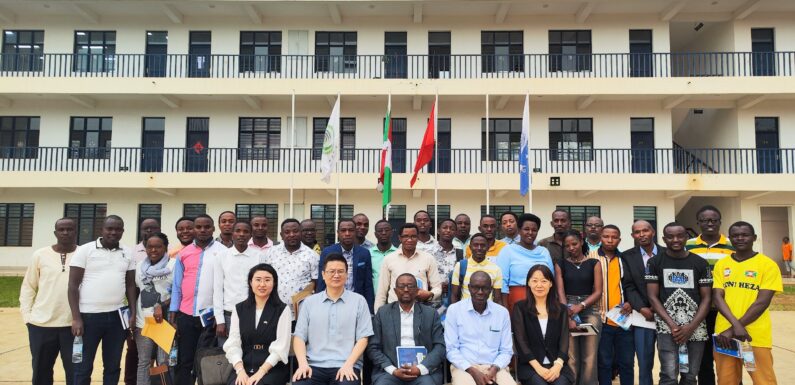 Burundi : 30 boursiers briefés avant le départ en Chine