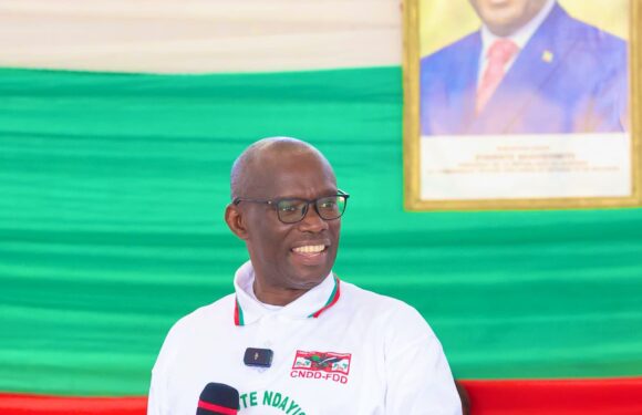 Burundi : Ndikuriyo Révérien mobilise 15 communes en 20 jours