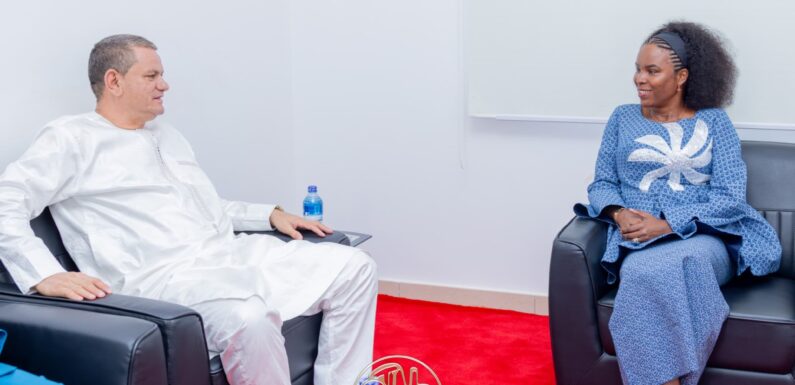 Burundi , Uburundi / Dipolomasi – Amagara y’abantu : Iherezo ry’umurimo w’uwaserukira OMS, Dr Xavier Crespin