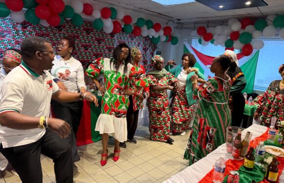 Uburundi / Diaspora – Ububiligi, CNDD-FDD : Ibirori vya 5 vya « Abakenyererarugamba Day » — vy’abakenyezi bari mu vya poritike, vyabereye i Lot