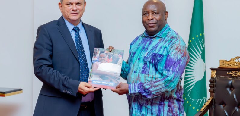 Burundi /  Santé : Le Chef de l’État reçoit le Représentant sortant de l’OMS