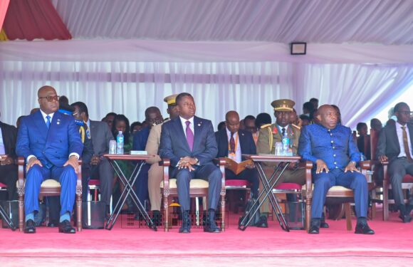 Burundi / Ouganda : Ndayishimiye Évariste participe à l’investiture de Museveni Yoweri à Kampala