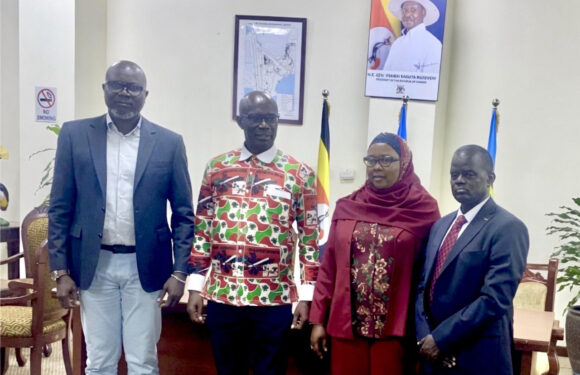 Burundi, Uburundi / Uganda – Dipolomasi y’amashirahamwe ya politike : Ndikuriyo Révérien yagendeye NRM i Kampala