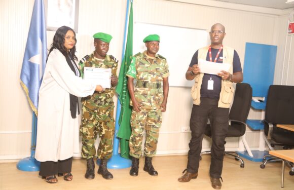 Burundi , Uburundi / Ubumwe bw’Afurika, ONU : Abasirikare 57 b’Abarundi bahawe inyigisho ku bijanye n’uguhangana n’ibitero vy’ikoranabuhanga muri Somaliya