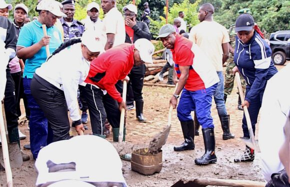 Burundi , Uburundi : Umukuru w’Igihugu Ndayishimiye yifadikanije n’abanyagihugu mu bikorwa vya TDC i Matongo