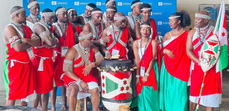 Burundi , Uburundi / Ubufaransa – UNESCO : Vumera Club yaraserukiye Iciwa ry’Ingoma i Paris