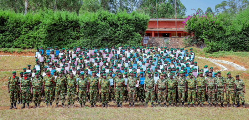 Burundi : La FDNB clôture la 139ème formation de commandos à Gitega