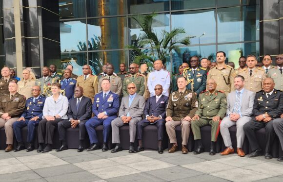 Burundi / Angola – USA : La FDNB à la Conférence des chefs d’état-major africains à Luanda