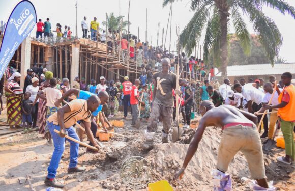 Burundi : Bene Samuragwa investit 35,5 millions BIF dans une école à Rumonge