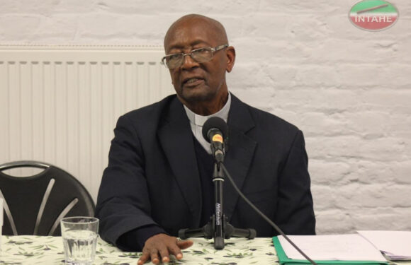 Burundi / Belgique : À Liège, Abbé Ntabona Adrien présente les Bashingantahe comme des repères vivants de l’Ubuntu