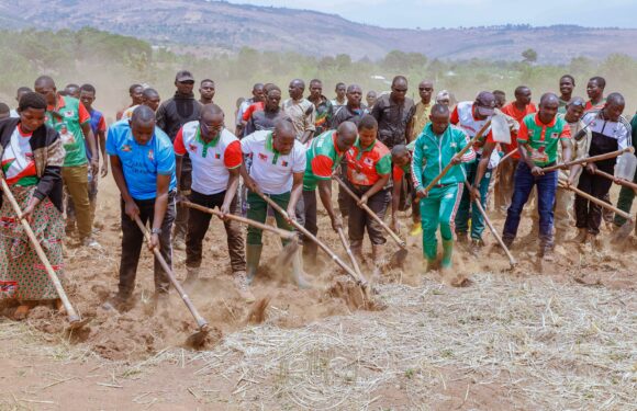 Burundi / CNDD-FDD : TDC – Les Imbonerakure de Muyinga mobilisés pour l’Agatasi